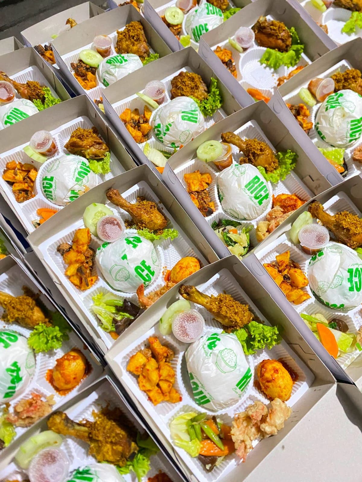 Paket Ayam Goreng Lengkap