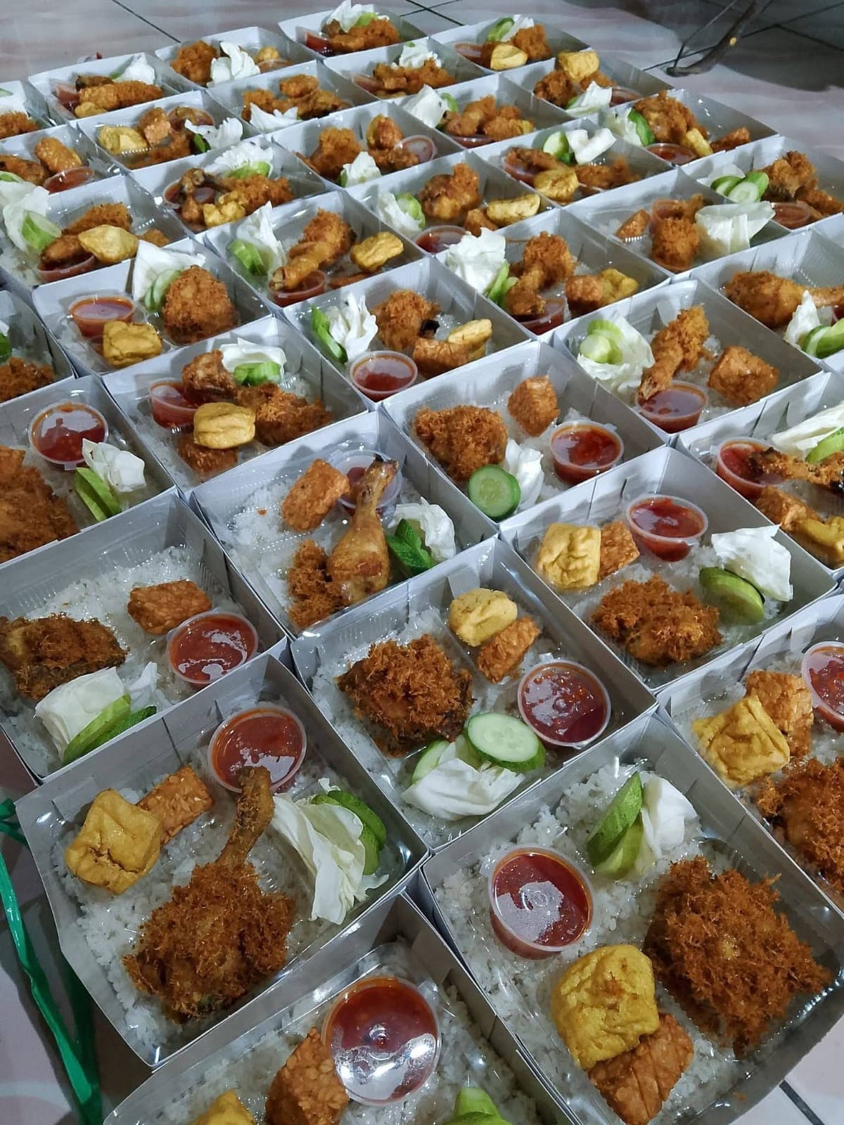 Paket Ayam Serundeng Kulinerbox